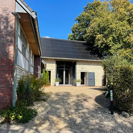Huisxi Bed & Breakfast